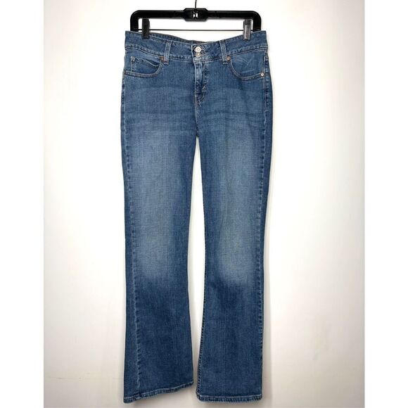Levi’s 526 Slender Bootcut Jeans Whiskered Medium Wash Mid Rise Women 8 - Picture 1 of 4